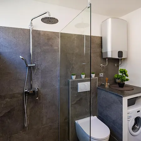 Appartamento Kolovare Garden Oasis - First Row By Sea *