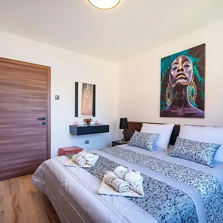 Kolovare Garden Oasis - First Row By Sea Apartman *